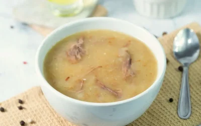 Sopa de mandioquinha com carne